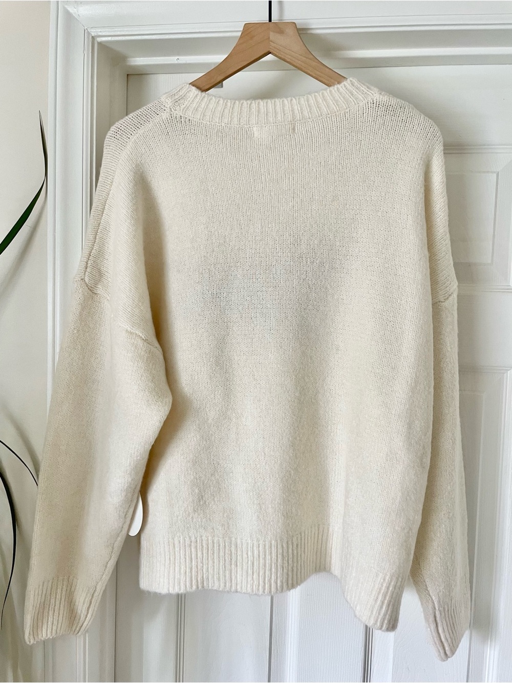 Bailey Rose Women's Cream Soft Ribbed Knit Graphic Dog Lover Sweater Medium NWT - Picture 5 of 16